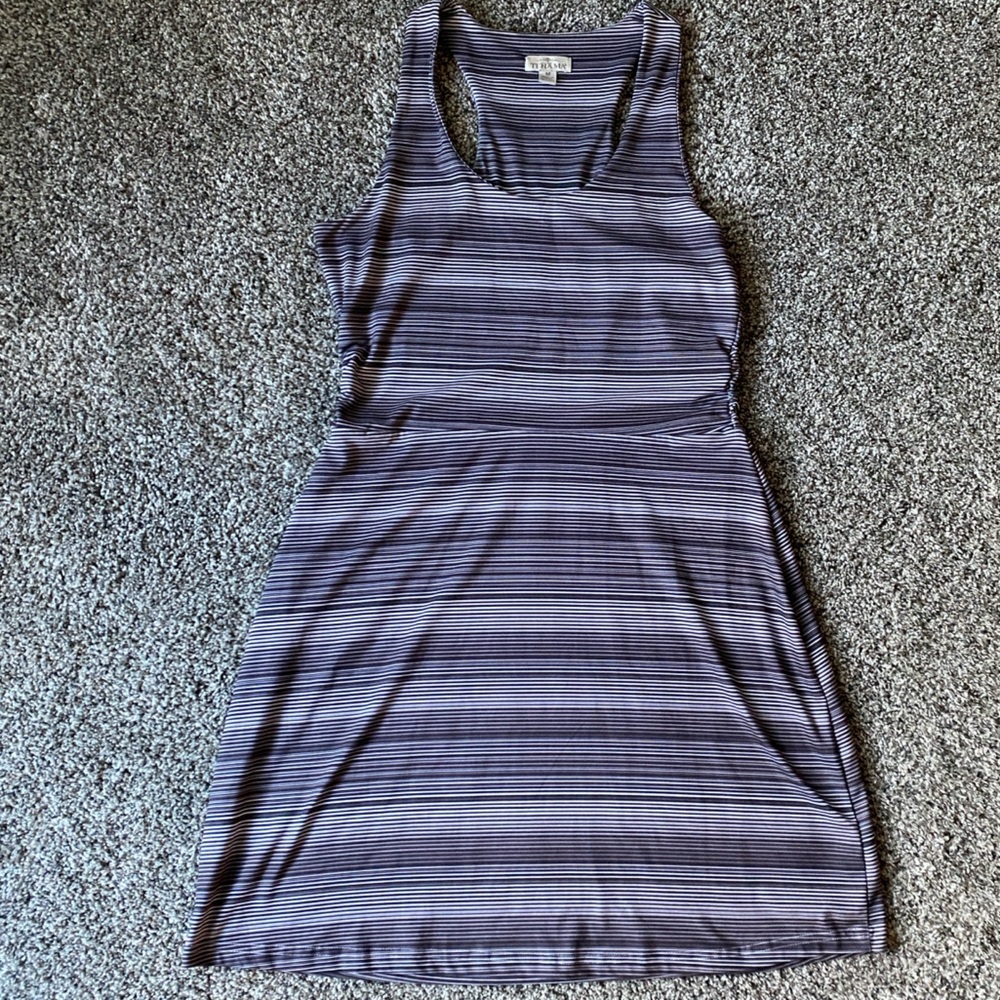 Tehama Outdoor Summer Dress in Size Medium